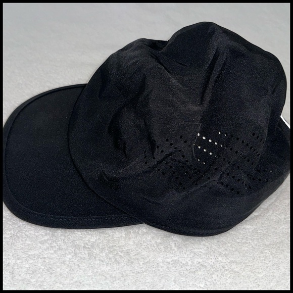 Melin 🧢🥾🥏🏃🏻🏋🏻‍♀️🧘🏻‍♂️🚣🏼🧗‍♀️🚴, like - Picture 9 of 17